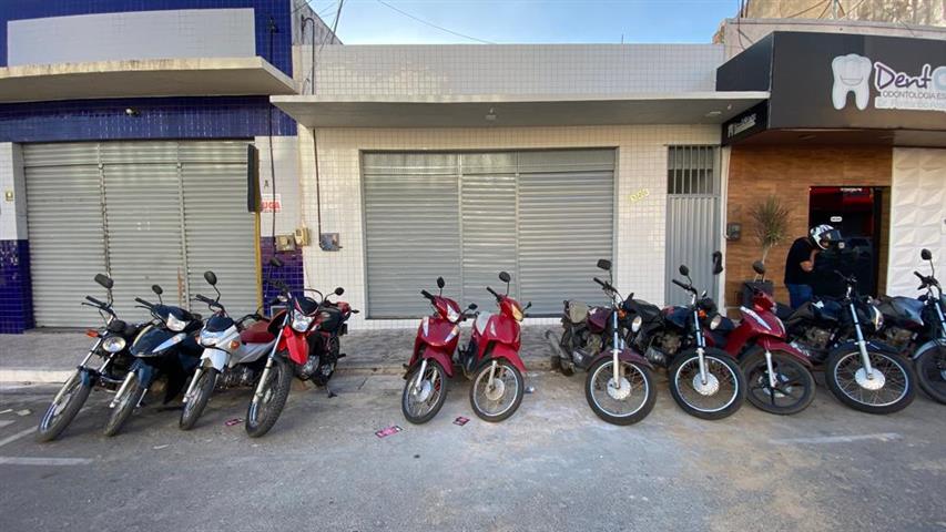 PREDIO COMERCIAL FLORIANO PEIXOTO 306
