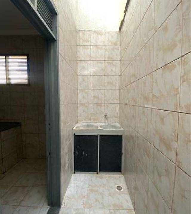 AP6ADM212F010.jpeg