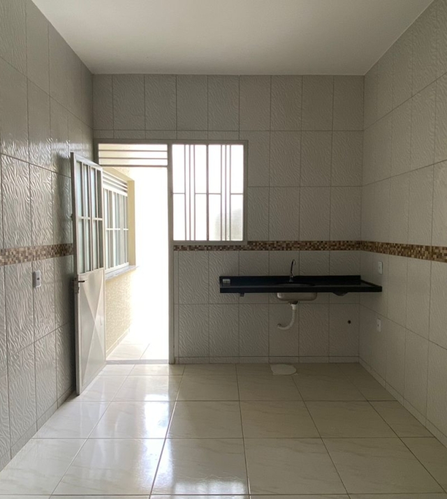 RUA11719TBELLA010.jpeg