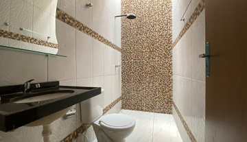 RUA11719TBELLA05.jpeg