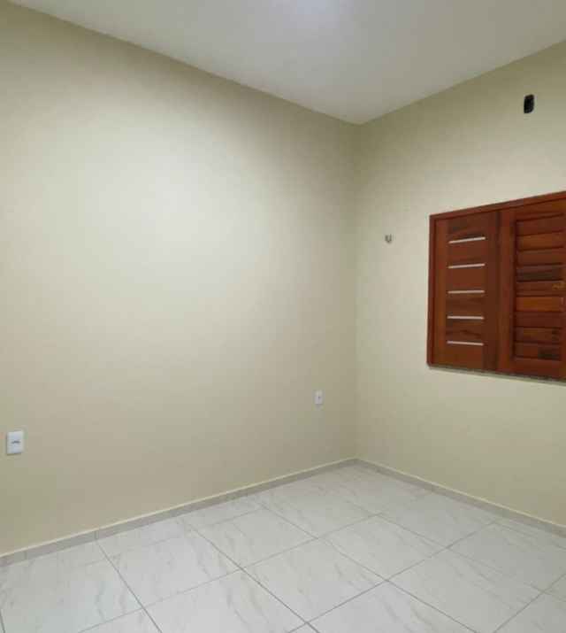 RUA11719TBELLA06.jpeg