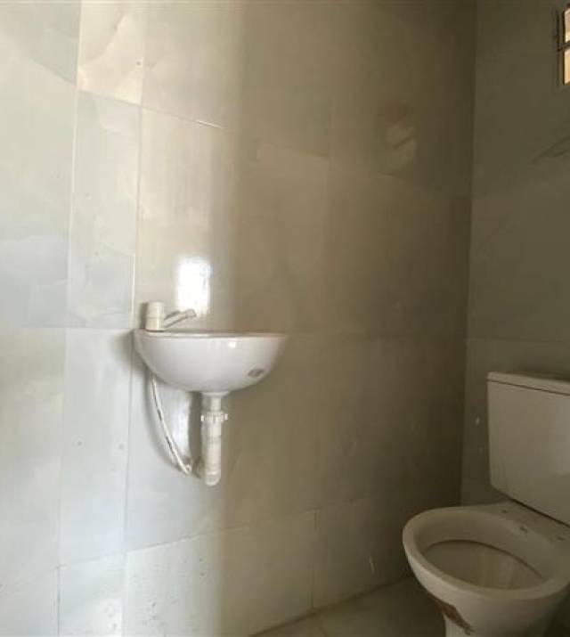 avagn1044bcentro04.jpeg